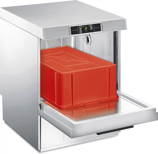 Купить SMEG SMEG UD526D Посудомоечная машина фронтальной загрузки для кассет 500х500 мм и кассет 600х500